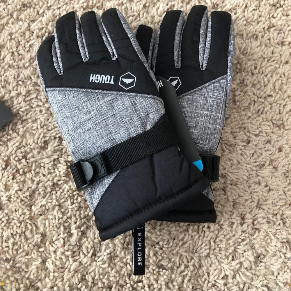 NWT XS gloves